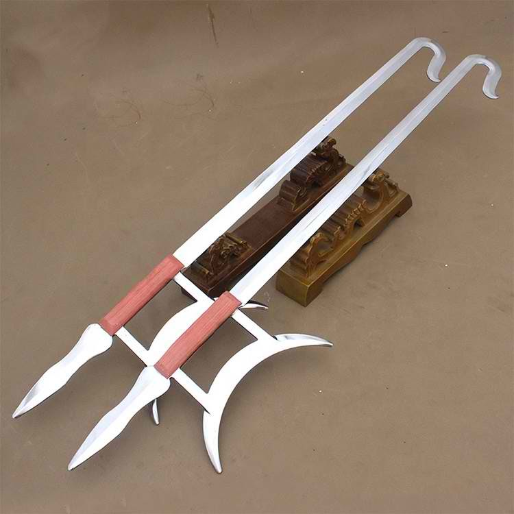 Comparing Popular Martial Arts Weapons for Practice and Performance